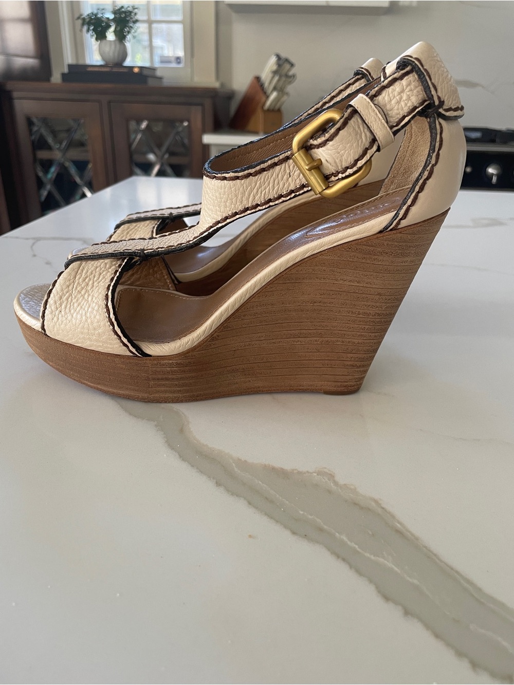 Chloe Ivory T-Strap Wedge Platform Sandals - Picture 2 of 6
